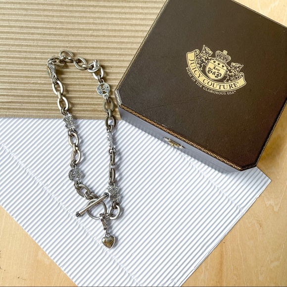 JUICY COUTURE Silver charmed toggle necklace. - Picture 2 of 7